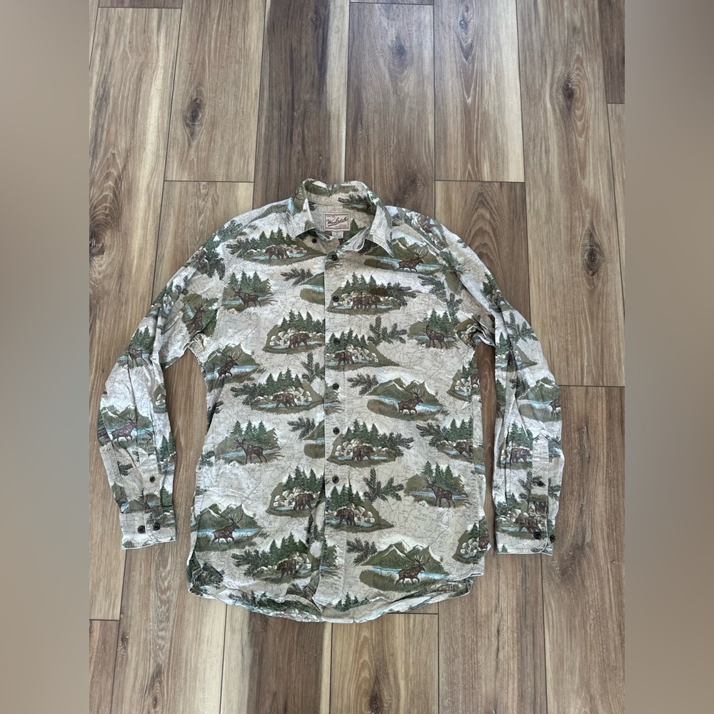 Woolwich Men's vintage Forest Scene Button Down Shirt size medium